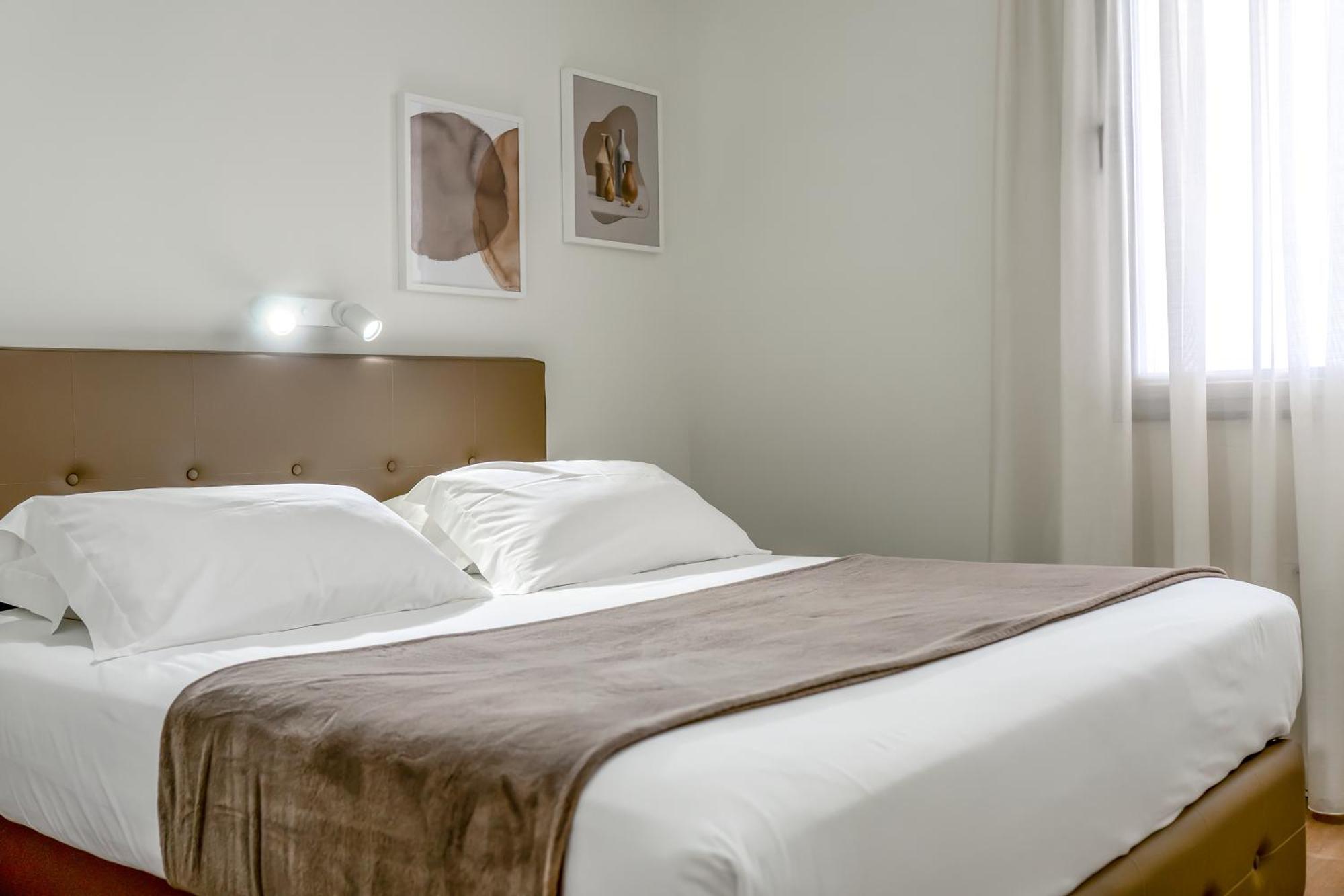 The Rooms Serviced Apartments Tirana Kültér fotó