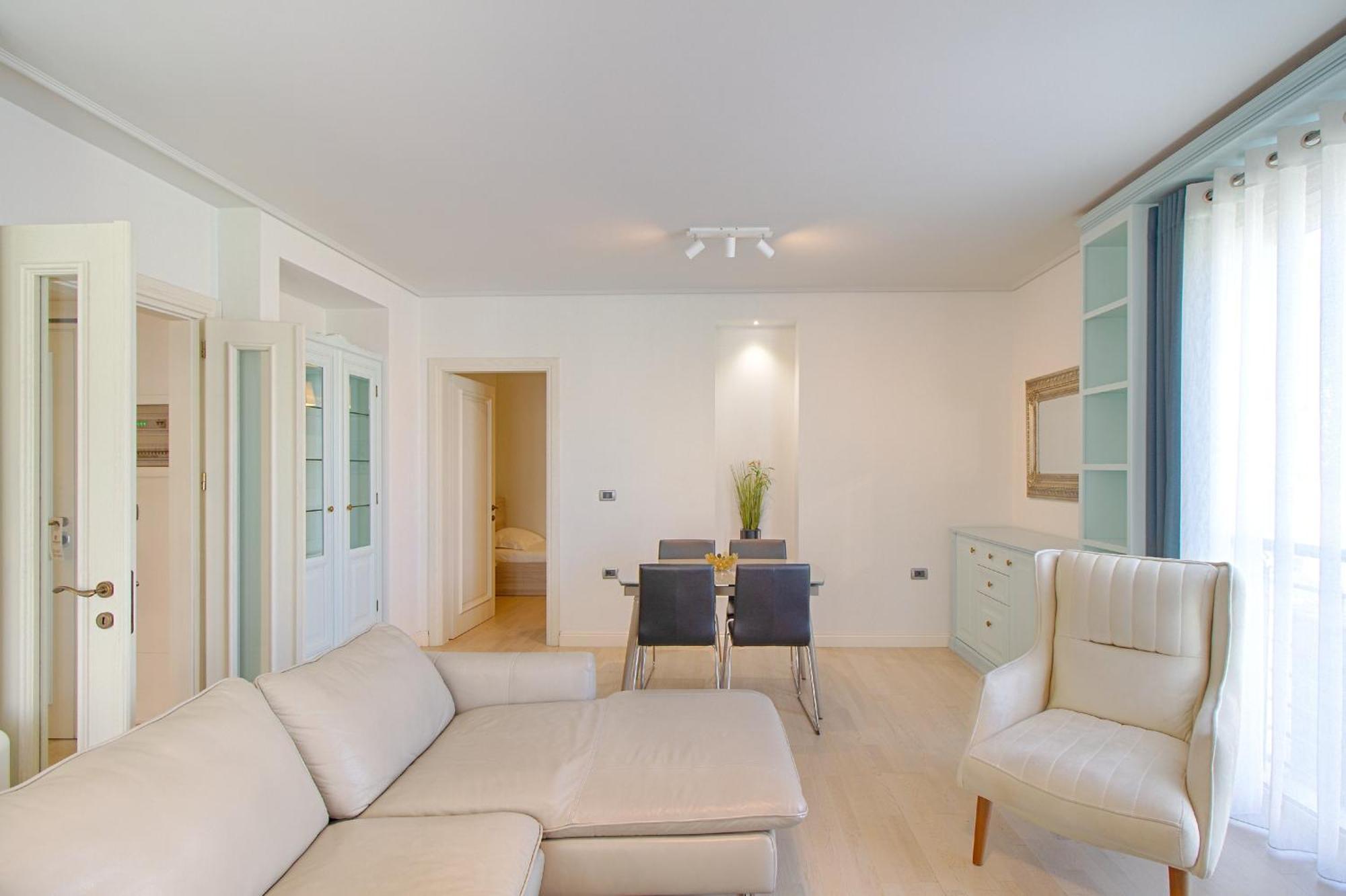 The Rooms Serviced Apartments Tirana Kültér fotó